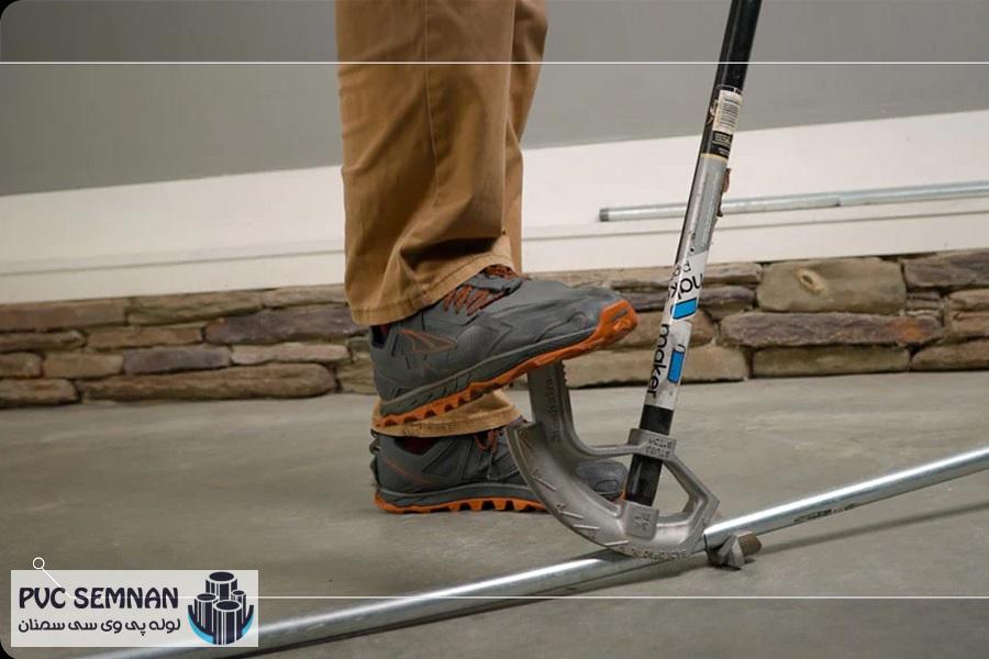 خم زدن لوله برق حرفه‌ای بر اساس اصول خم سرد و گرم لوله‌های PVC